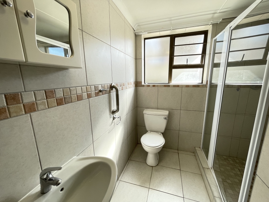 2 Bedroom Property for Sale in West Bank Eastern Cape